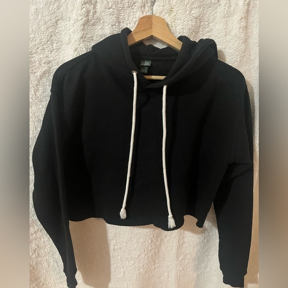 Cropped Hoodie w/ drawstring  XS Wild Fable - Picture 1 of 3